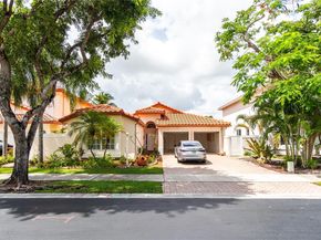 10564 NW 57th St, Doral FL 33178