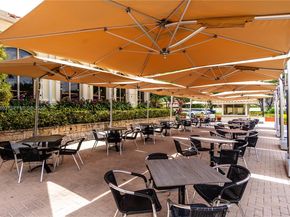 10564 NW 57th St, Doral FL 33178