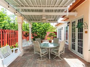 10564 NW 57th St, Doral FL 33178