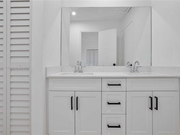 3524 NW 4th Ter, Miami FL 33125
