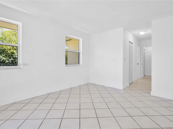 3524 NW 4th Ter, Miami FL 33125