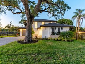 7285 SW 72nd Ter, Miami FL 33143