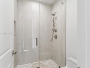 7285 SW 72nd Ter, Miami FL 33143