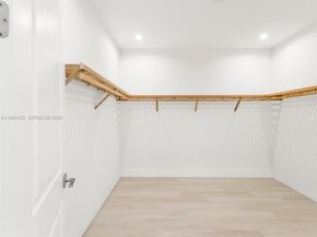 7285 SW 72nd Ter, Miami FL 33143