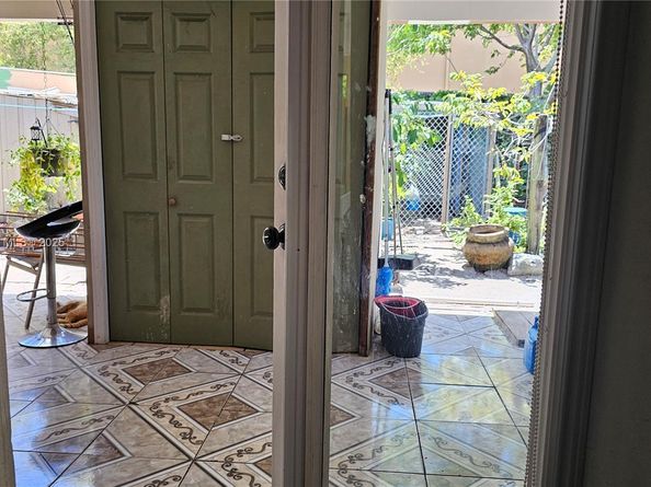 5940 S 38th Ct, Green Acres FL 33463