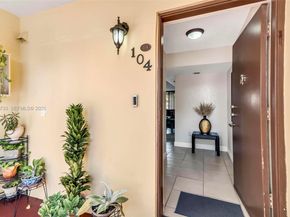 9210 Fontainebleau Blvd 104, Miami FL 33172