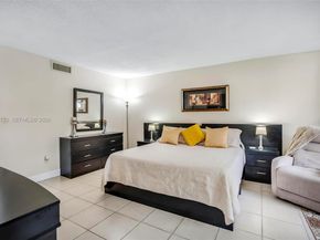 9210 Fontainebleau Blvd 104, Miami FL 33172