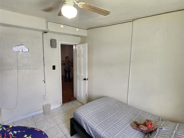 3521 E 8th Ave, Hialeah FL 33013