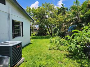 3521 E 8th Ave, Hialeah FL 33013