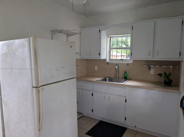 3521 E 8th Ave, Hialeah FL 33013