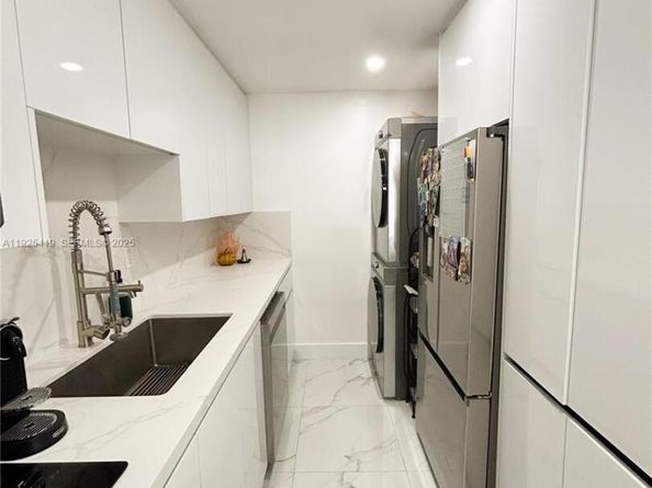 10795 SW 108th Ave 307, Miami FL 33176