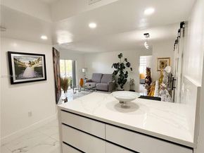 10795 SW 108th Ave 307, Miami FL 33176