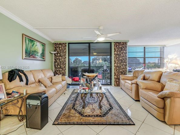 1100 Saint Charles Pl 310, Pembroke Pines FL 33026