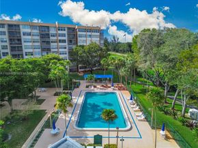 1100 Saint Charles Pl 310, Pembroke Pines FL 33026