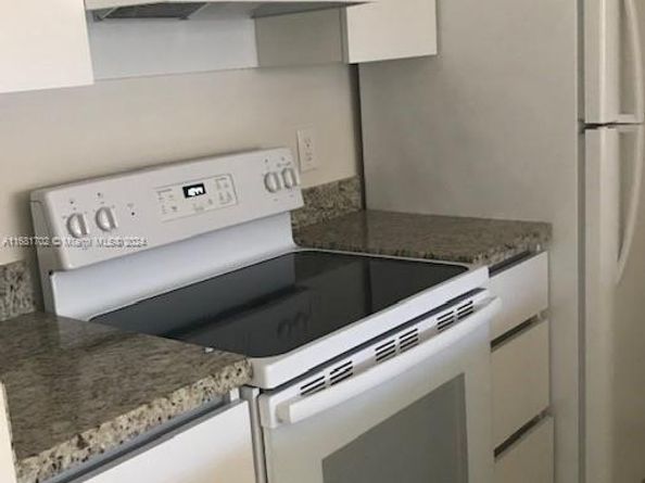 10477 NW 7th St 104, Pembroke Pines FL 33026