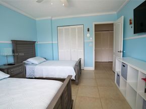 20251 NW 4th St, Pembroke Pines FL 33029
