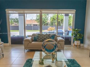 20251 NW 4th St, Pembroke Pines FL 33029