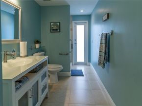 20251 NW 4th St, Pembroke Pines FL 33029