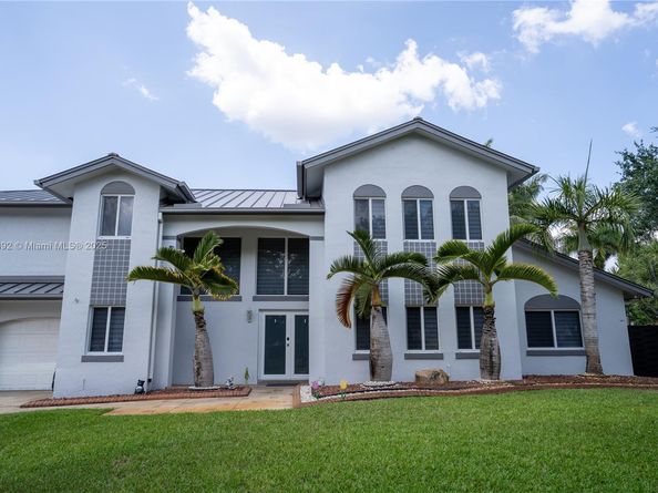 20251 NW 4th St, Pembroke Pines FL 33029