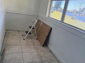 20320 NE 2nd Ave 7, Miami Gardens FL 33179