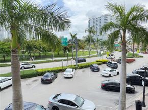 1830 Radius Dr 1301, Hollywood FL 33020