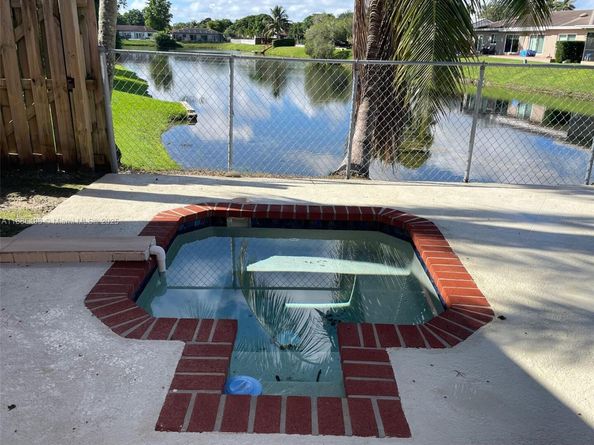14604 SW 60th Ter, Miami FL 33183