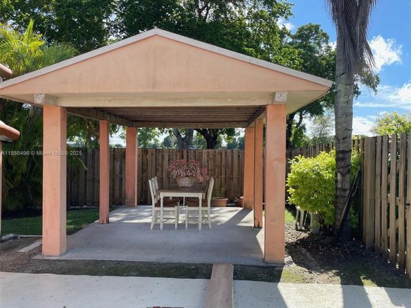 14604 SW 60th Ter, Miami FL 33183