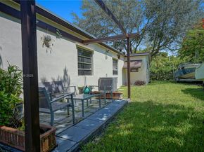 1395 NE 178th St, North Miami Beach FL 33162