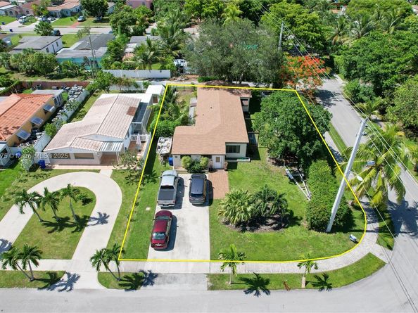 1395 NE 178th St, North Miami Beach FL 33162