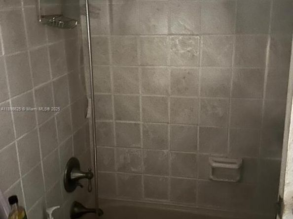 3313 NW 36th Ter, Lauderdale Lakes FL 33309