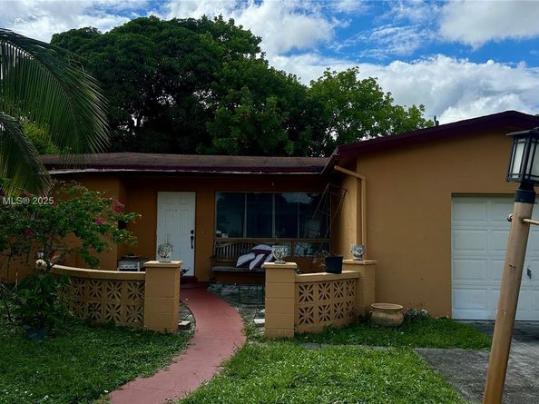 3313 NW 36th Ter, Lauderdale Lakes FL 33309