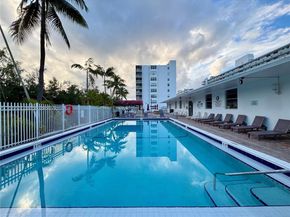 3660 NE 166th St 506, North Miami Beach FL 33160