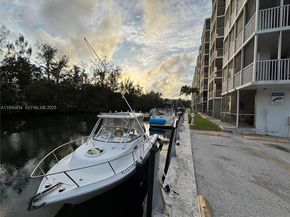 3660 NE 166th St 506, North Miami Beach FL 33160