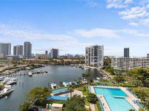 2500 Parkview Dr 1121, Hallandale Beach FL 33009