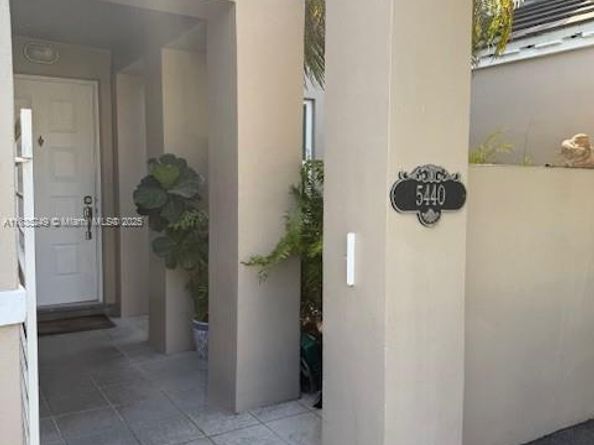 5440 SW 70th Pl N, Miami FL 33155