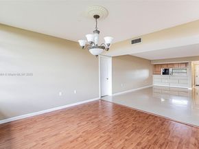 1705 Whitehall Dr 401, Davie FL 33324