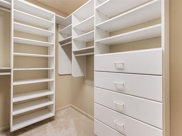 1705 Whitehall Dr 401, Davie FL 33324