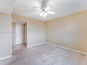 1705 Whitehall Dr 401, Davie FL 33324