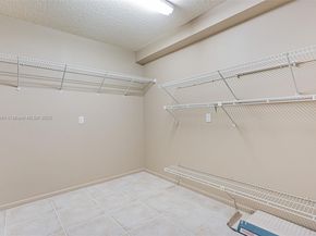 1705 Whitehall Dr 401, Davie FL 33324