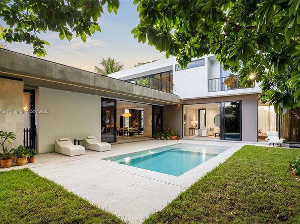 2189 SW 24th Ter, Miami FL 33145