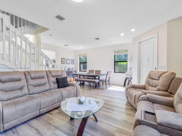 11525 SW 248th Ter, Homestead FL 33032