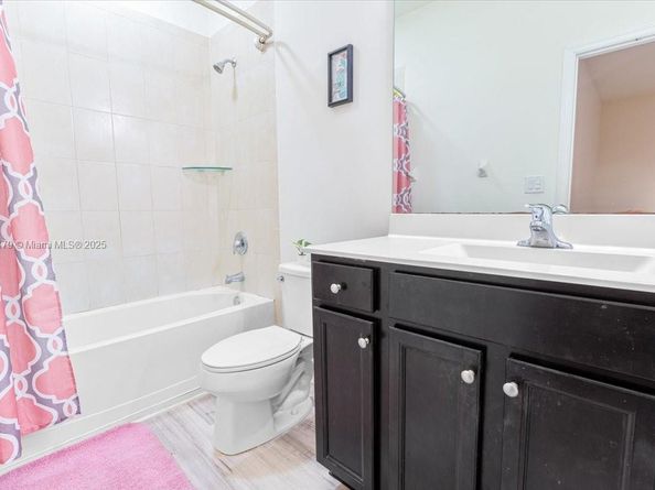 11525 SW 248th Ter, Homestead FL 33032