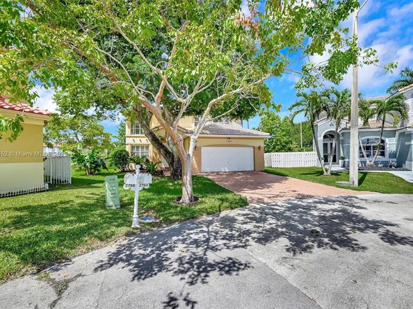 2784 SW 129th Ter, Miramar FL 33027