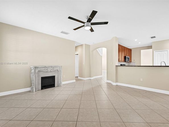 2784 SW 129th Ter, Miramar FL 33027