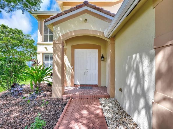 2784 SW 129th Ter, Miramar FL 33027