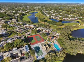 10911 Cedar Ln, Pembroke Pines FL 33026