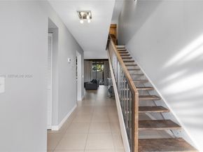 10911 Cedar Ln, Pembroke Pines FL 33026