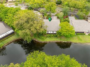 9360 S Chelsea Dr S, Plantation FL 33324