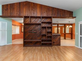 9360 S Chelsea Dr S, Plantation FL 33324