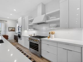 12249 Waterstone Cir, Palm Beach Gardens FL 33412